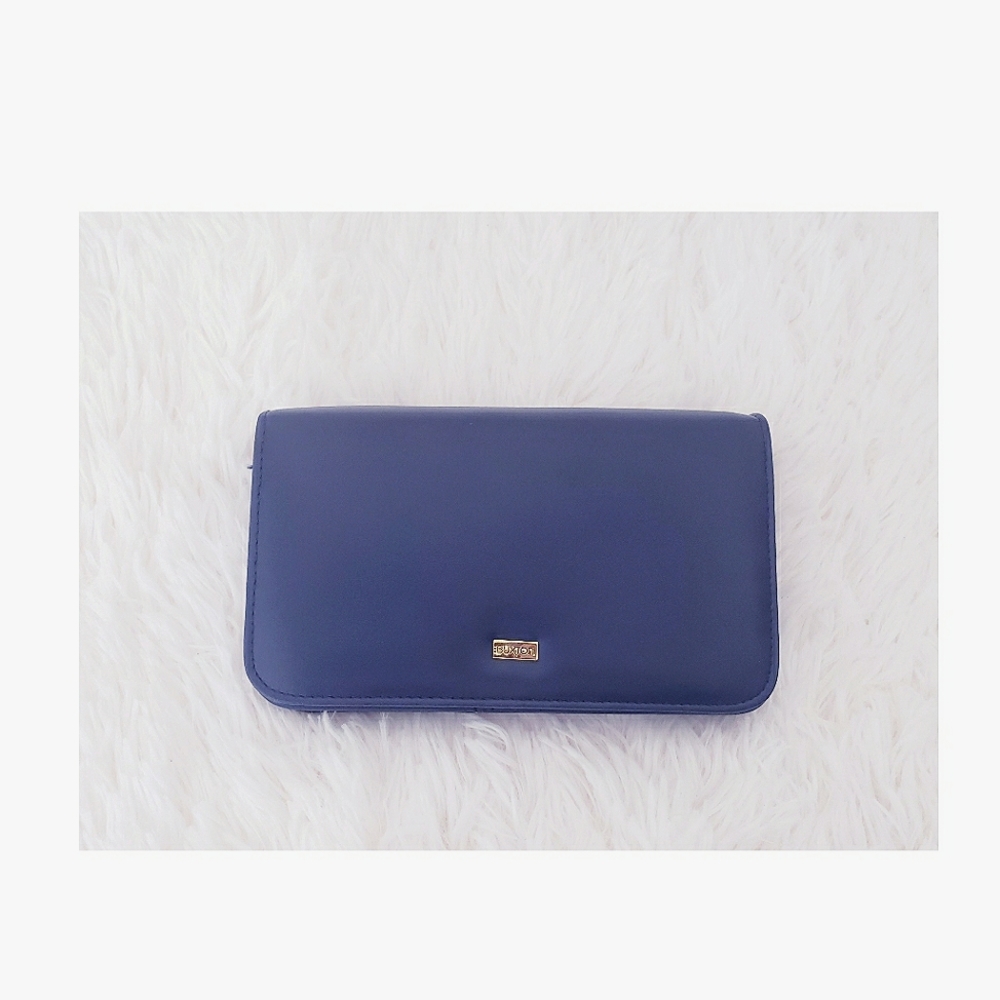 NWOT BUXTON LEATHER WALLET PURSE